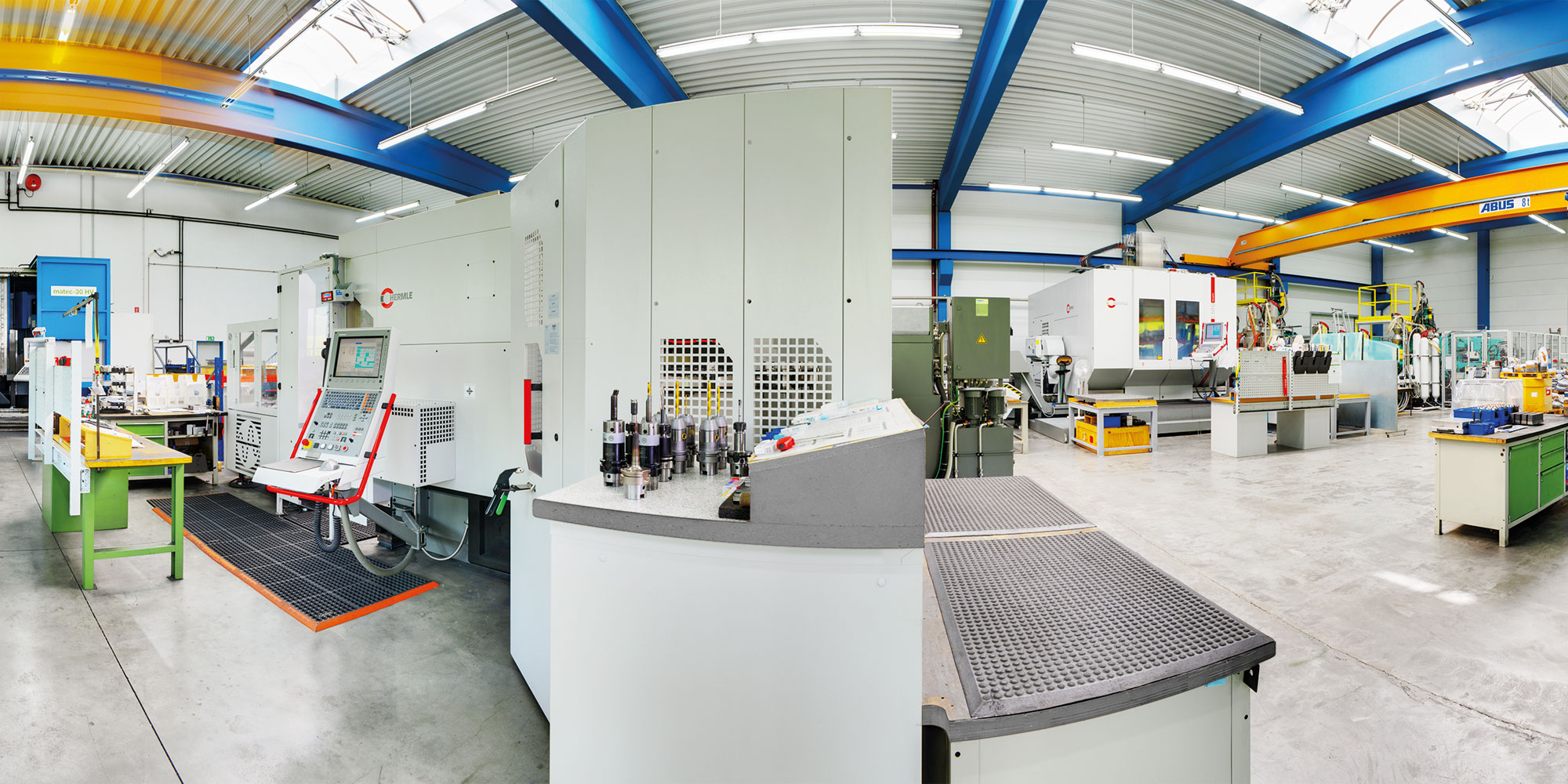 formconsult werkzeugbau technikum design konstruktion fertigung montage technologieentwicklung musterung mehrkomponententechnik zweifarbentechnik